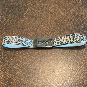Authentic Guess blue leopard 🐆 rhinestone belt!